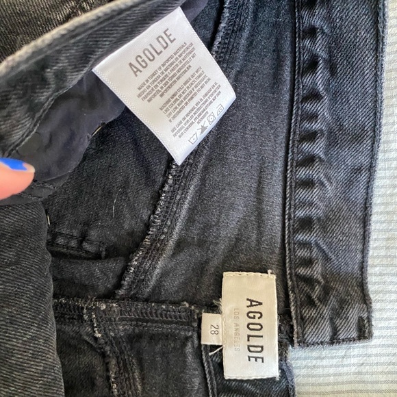 Cross cross waist, raw hem, washed black Agolde jeans - Picture 4 of 7